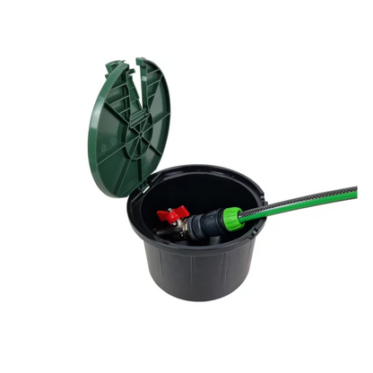 Externe aansluiting aftappunt regenwater tuin